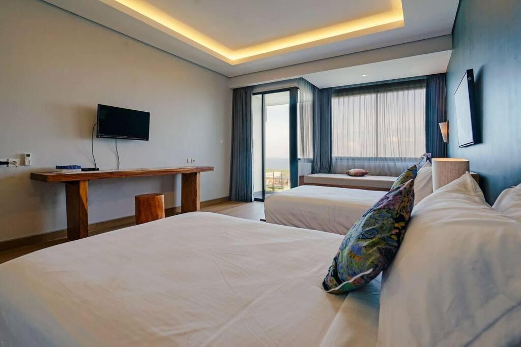 Grand Villa Uluwatu Ungasan  Exterior photo